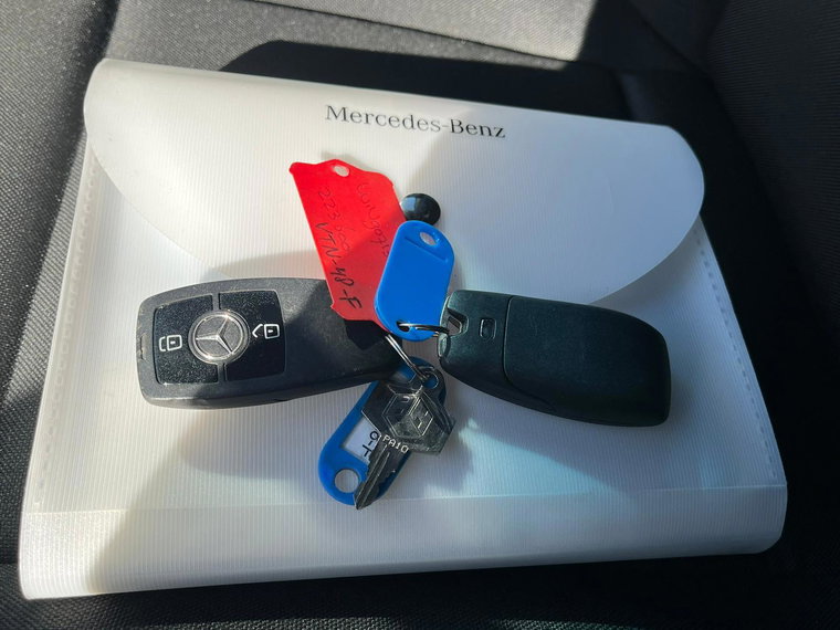 Vehicle Image 19