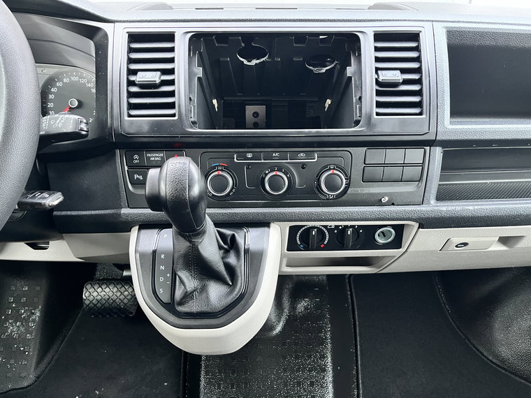 Vehicle Image 40