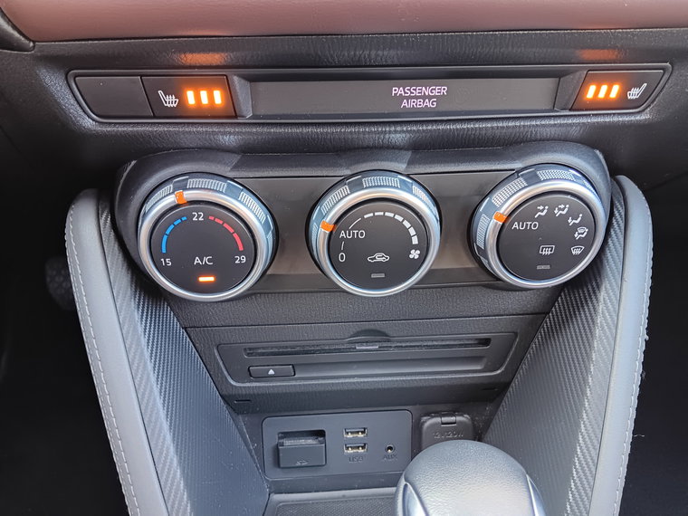 Vehicle Image 24