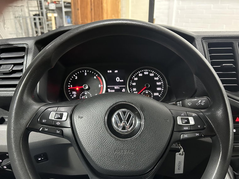 Vehicle Image 25
