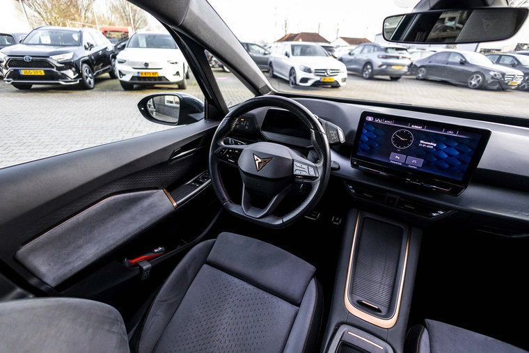 Vehicle Image 20