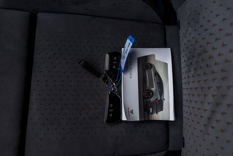 Vehicle Image 39
