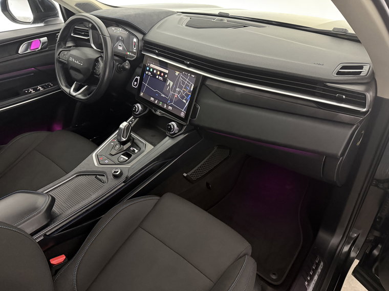 Vehicle Image 38