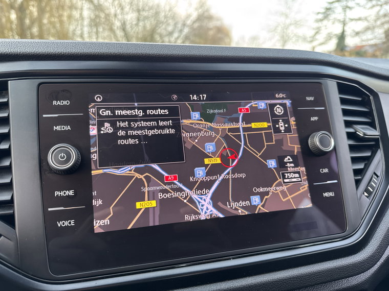 Vehicle Image 22