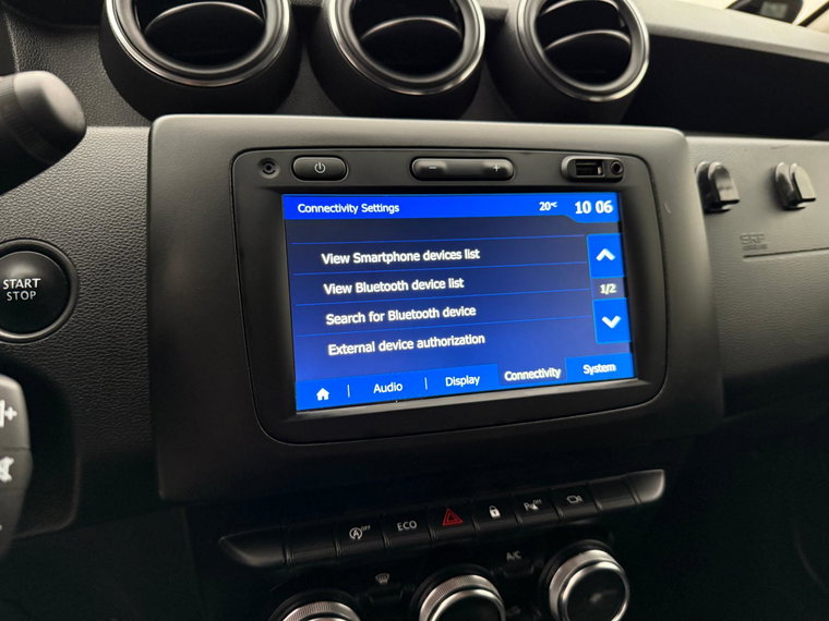 Vehicle Image 22