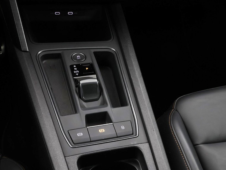 Vehicle Image 42