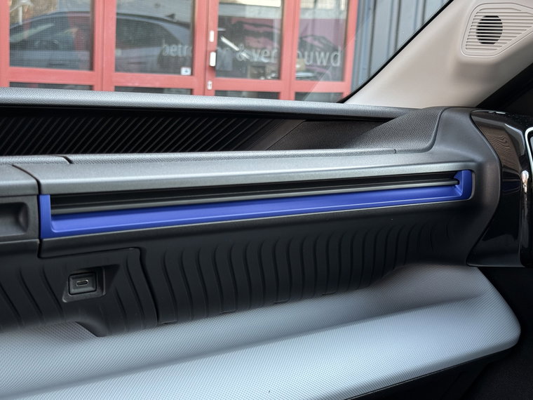 Vehicle Image 39