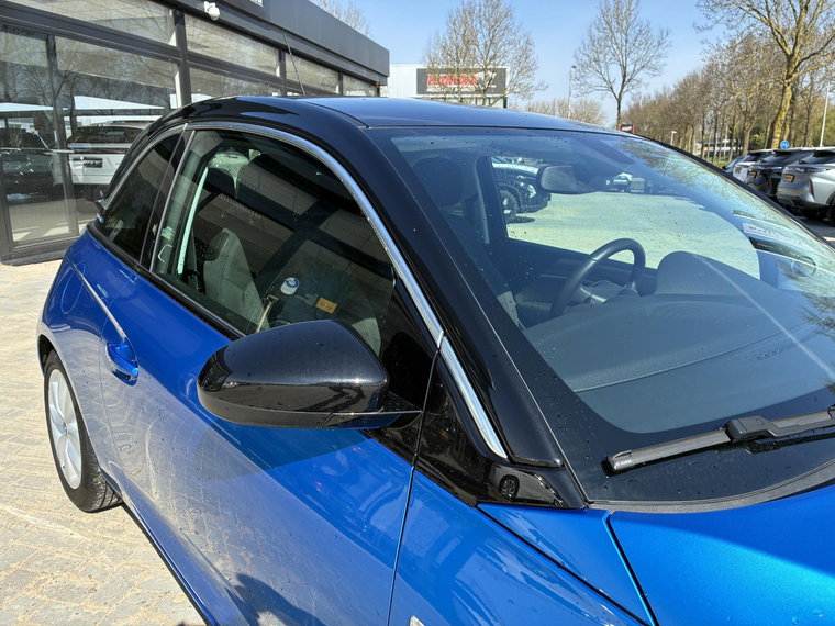 Vehicle Image 27