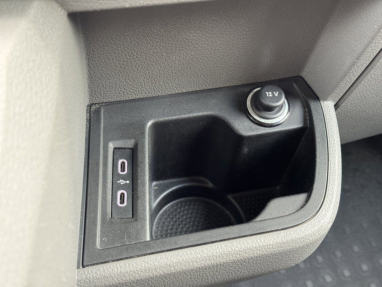 Vehicle Image 23