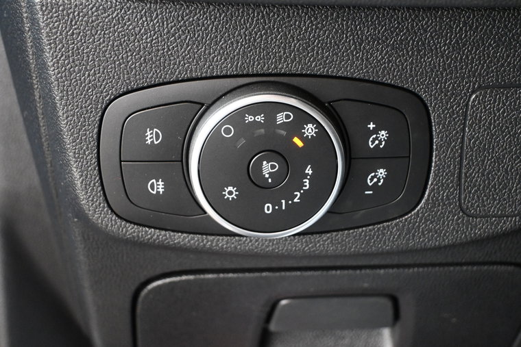 Vehicle Image 37