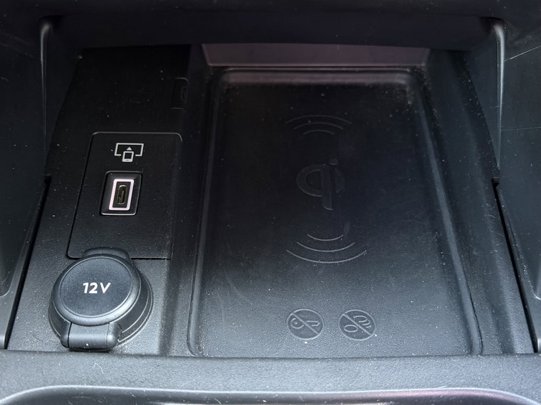 Vehicle Image 45