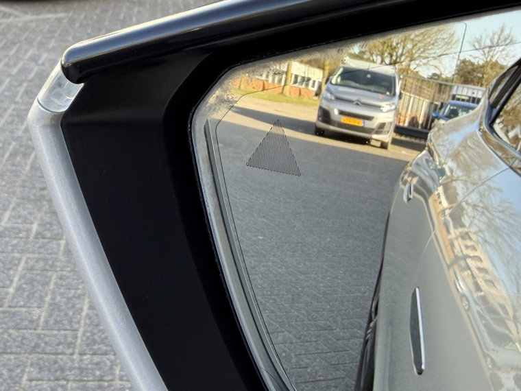 Vehicle Image 47
