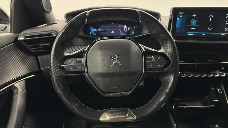 Vehicle Image 28