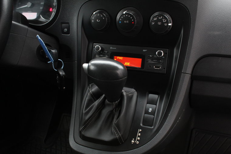 Vehicle Image 13