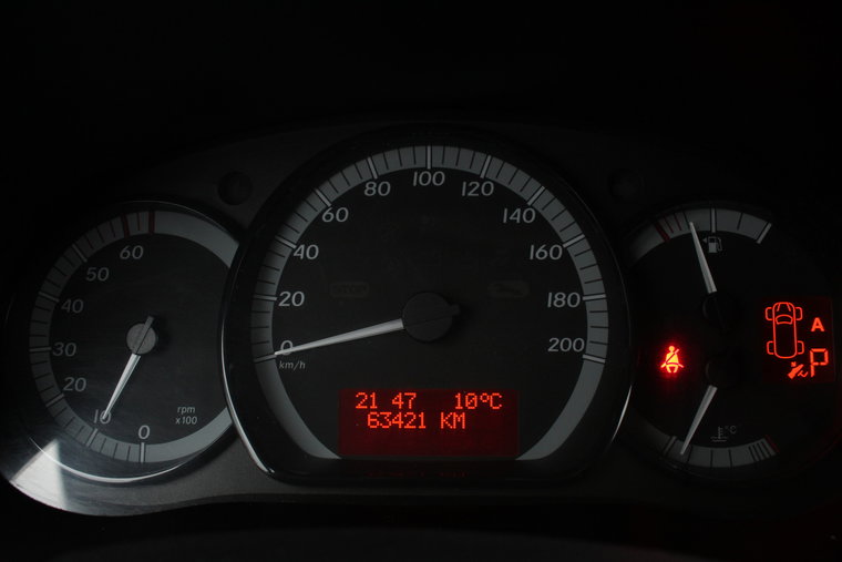 Vehicle Image 24