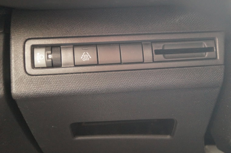 Vehicle Image 27