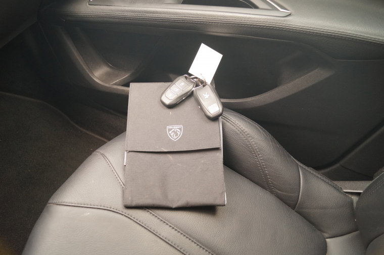 Vehicle Image 30