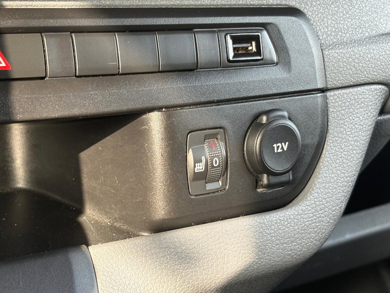 Vehicle Image 24