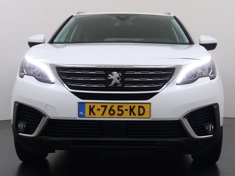 Vehicle Image 40