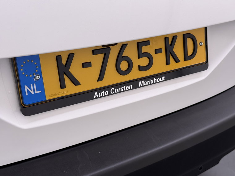 Vehicle Image 43