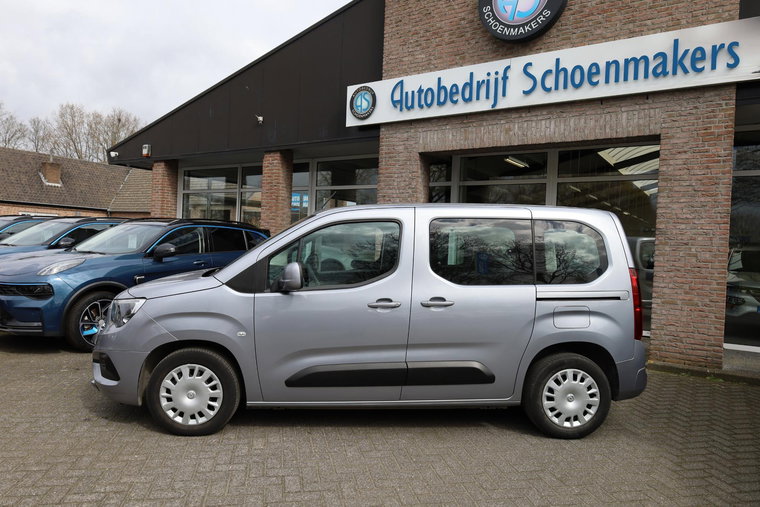 Vehicle Image 33
