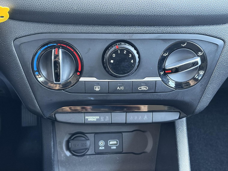 Vehicle Image 20
