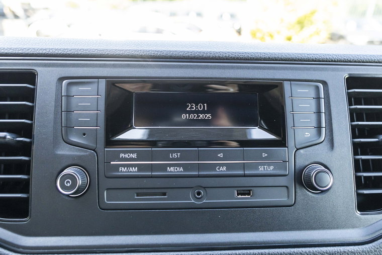 Vehicle Image 26