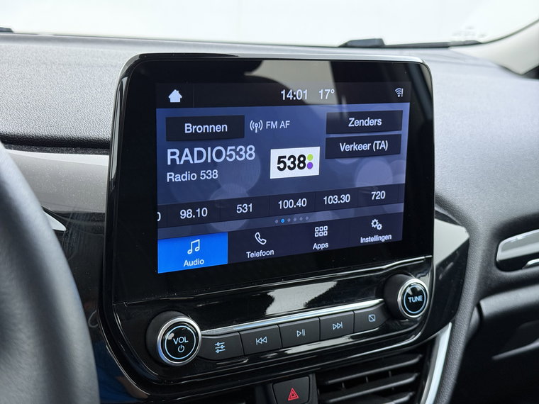 Vehicle Image 19