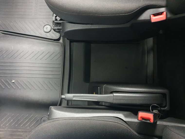 Vehicle Image 40