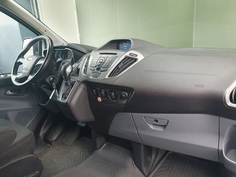 Vehicle Image 45