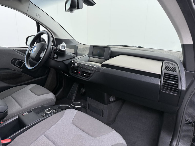 Vehicle Image 41
