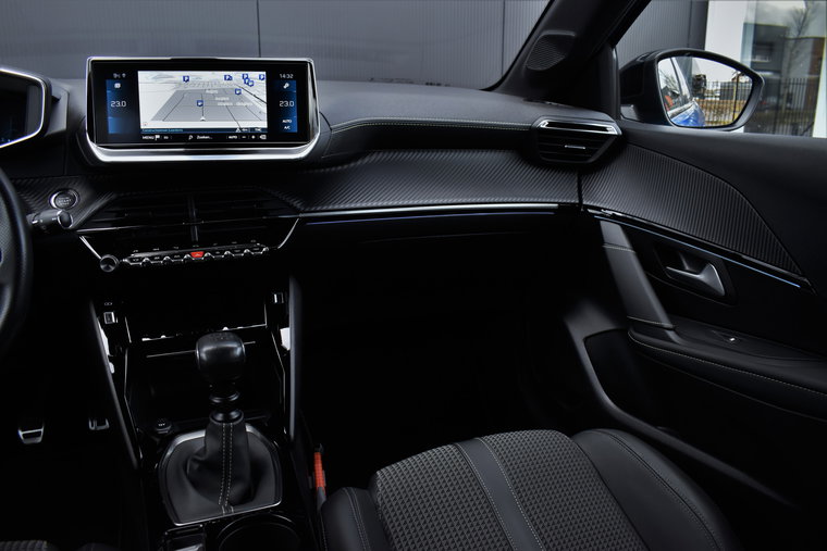 Vehicle Image 18