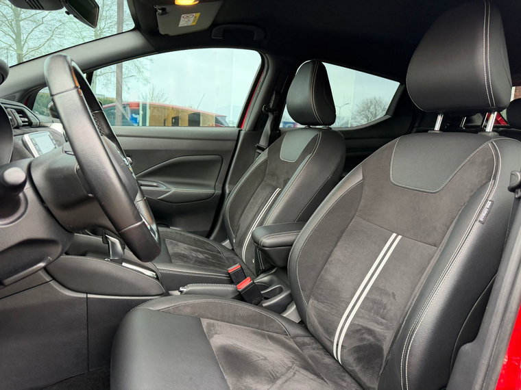 Vehicle Image 19