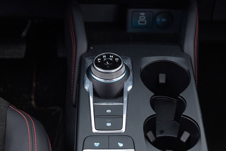 Vehicle Image 13