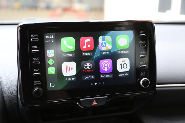 Vehicle Image 8