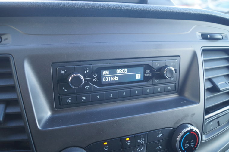 Vehicle Image 17
