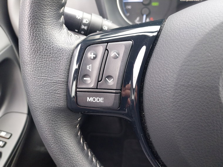 Vehicle Image 23