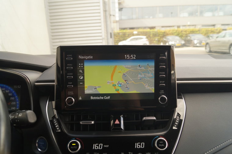 Vehicle Image 13