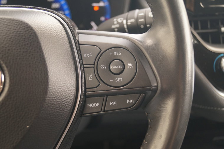 Vehicle Image 19