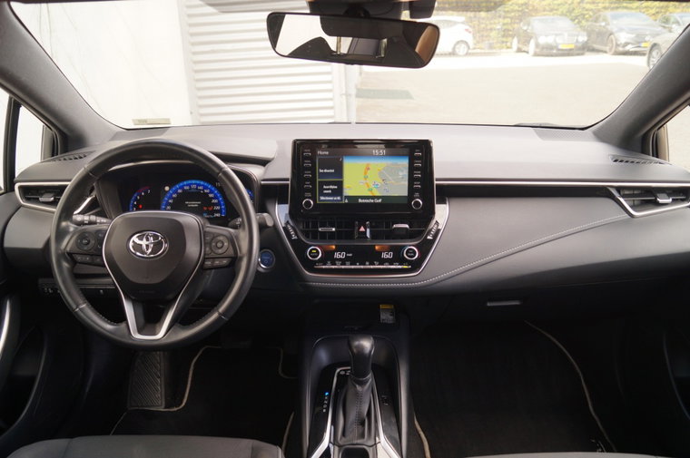 Vehicle Image 9