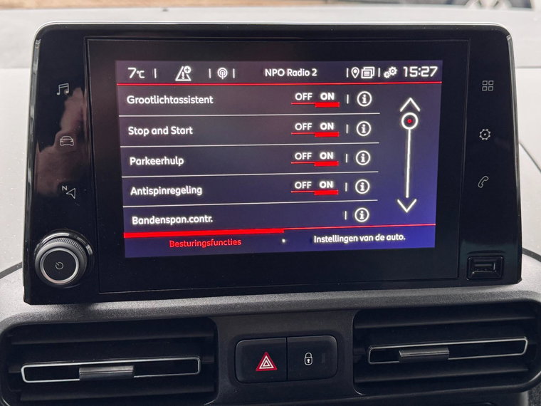 Vehicle Image 23