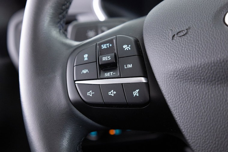 Vehicle Image 24