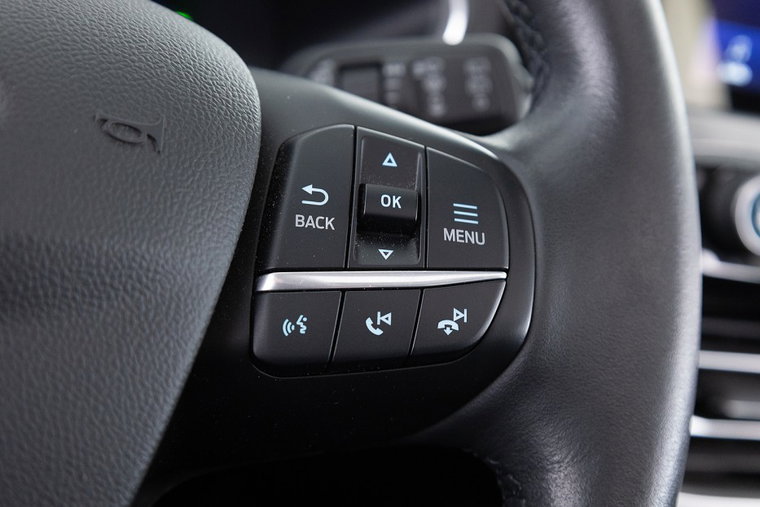 Vehicle Image 25