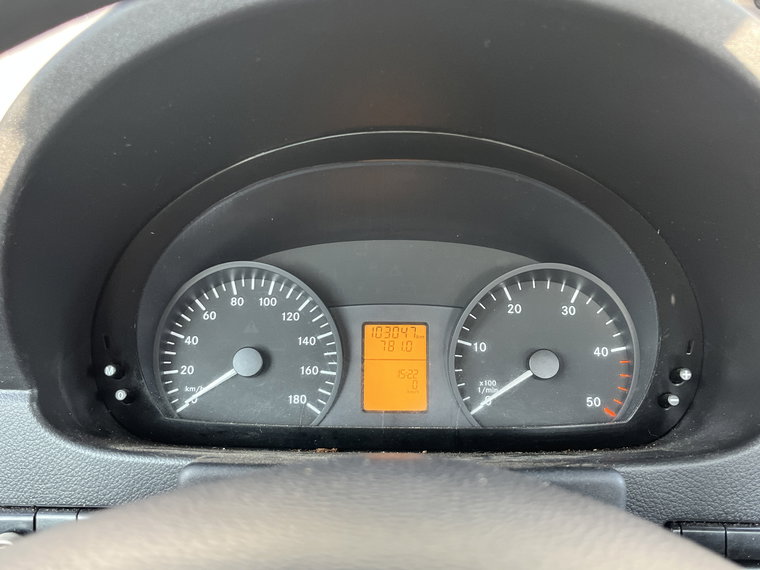 Vehicle Image 39