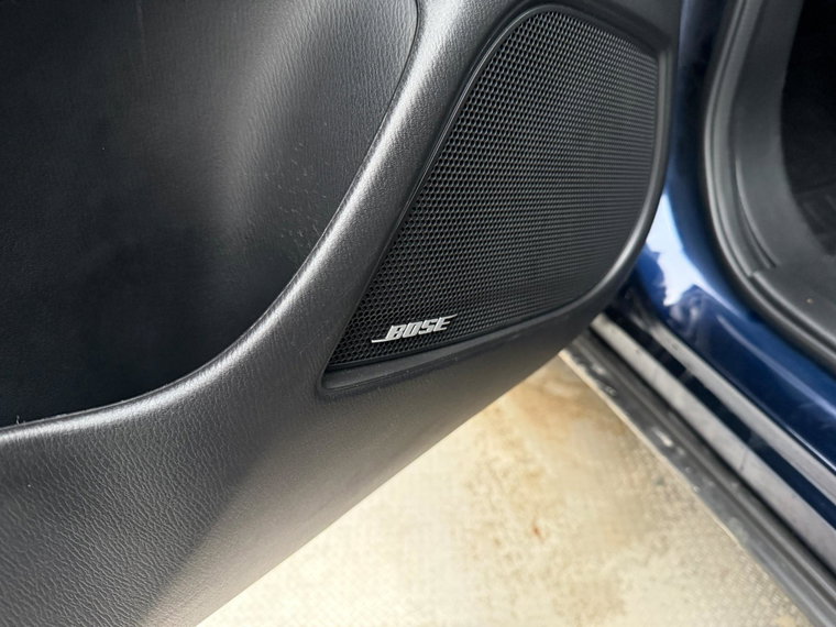 Vehicle Image 27