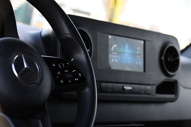 Vehicle Image 19