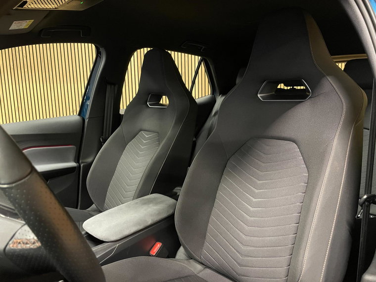 Vehicle Image 31
