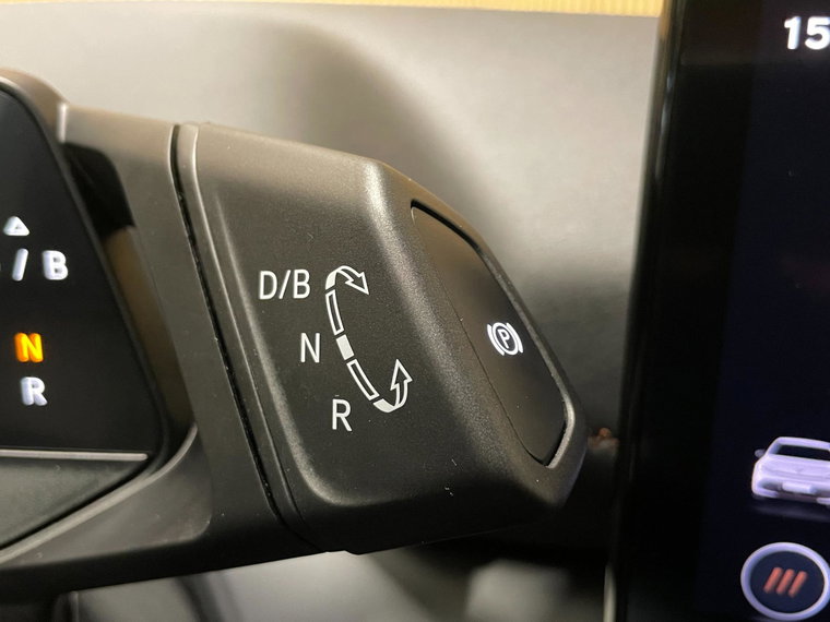 Vehicle Image 39
