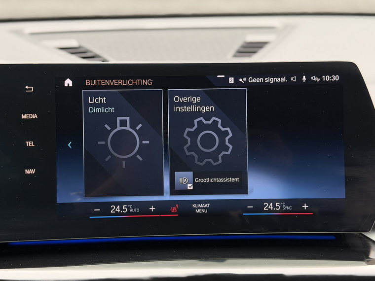 Vehicle Image 38