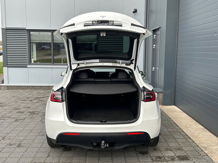 Vehicle Image 23